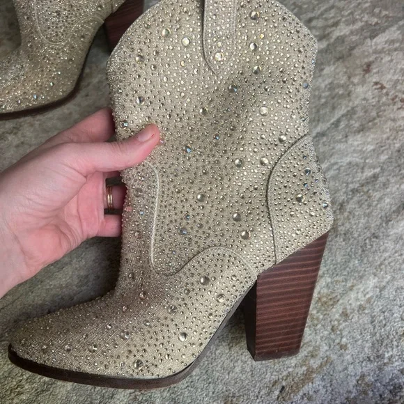 Jessica Simpson Cream Rhinestone Western Ankle Boots - Picture 4 of 11